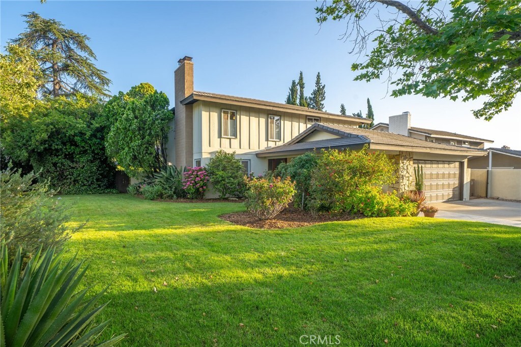 Property Photo: 404 Mount Carmel Drive CA 91711