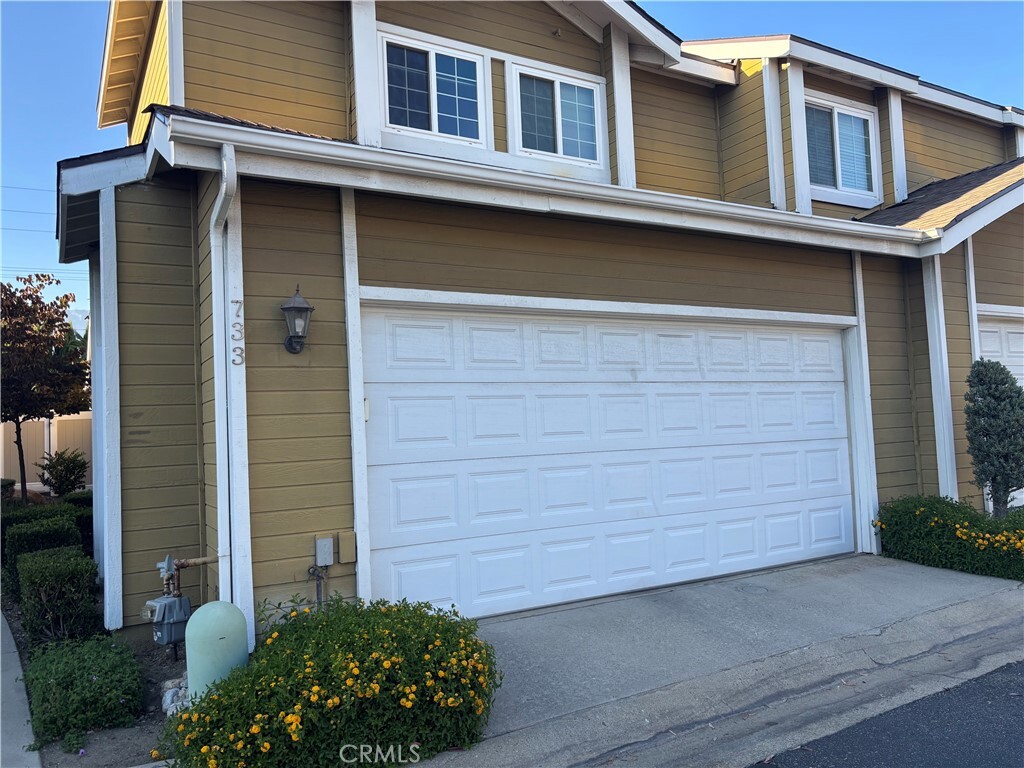 Property Photo: 733 Lander Circle CA 91711