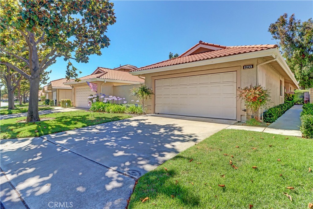 Property Photo:  1255 S Upland Hills Drive S  CA 91786 