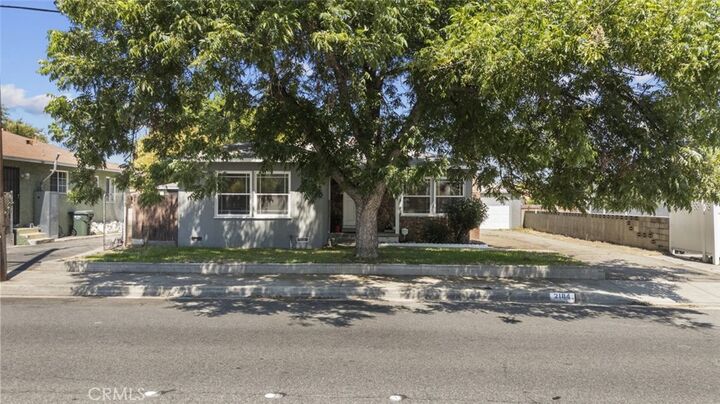 Property Photo: 2184 S Towne Avenue CA 91766