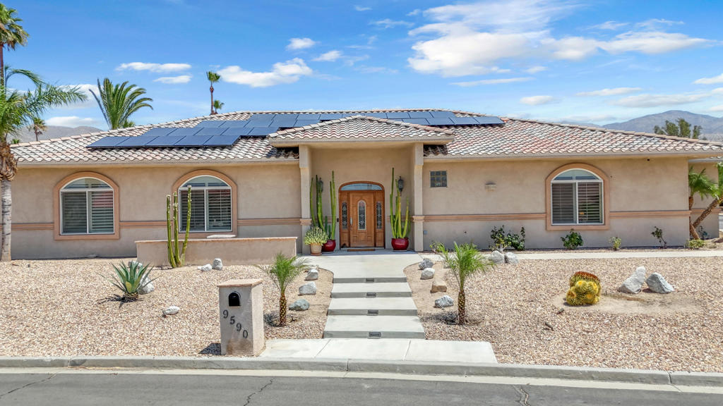 Property Photo:  9590 Hoylake Road  CA 92240 