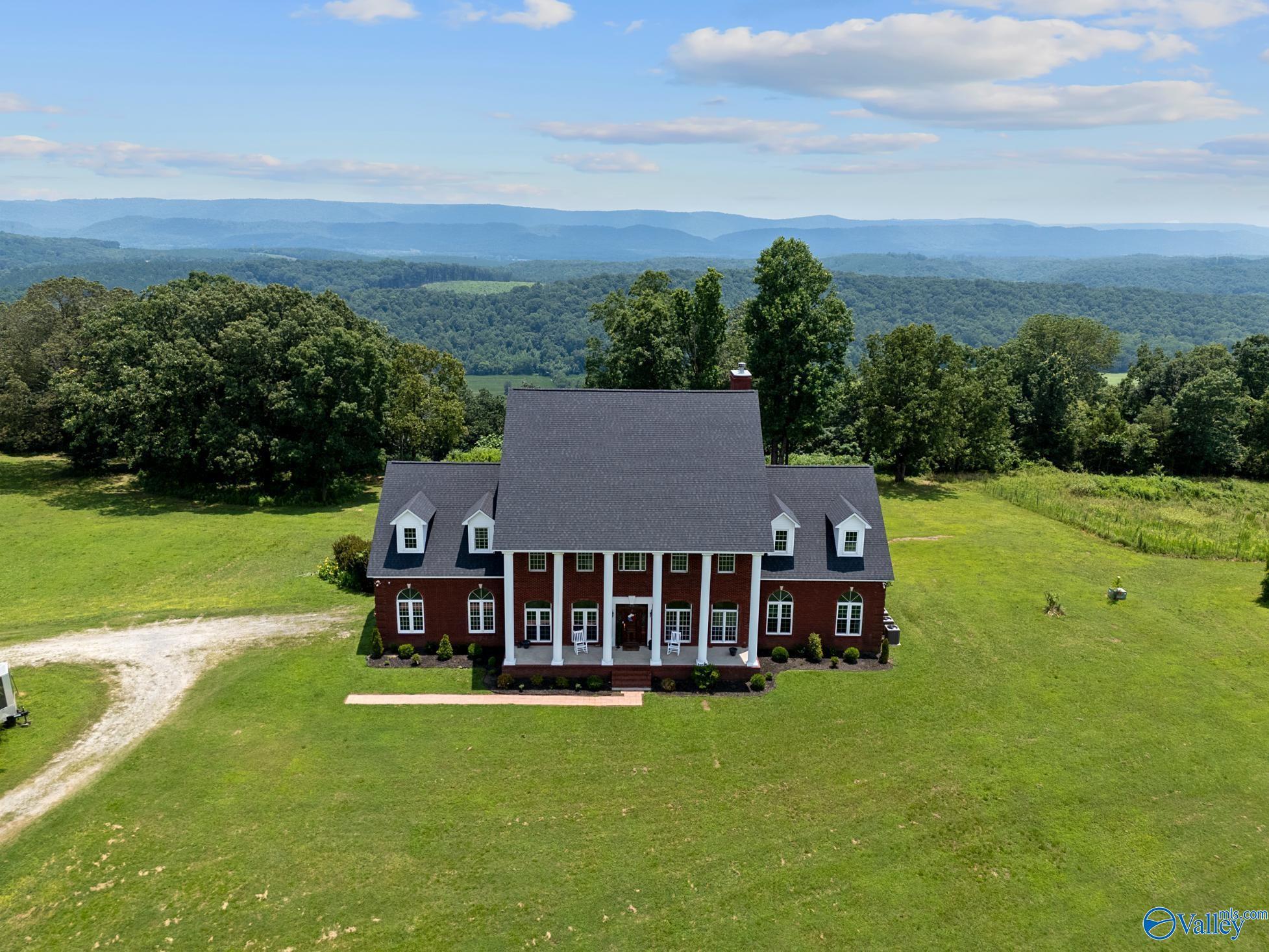 Property Photo:  397 County Road 308  AL 35968 