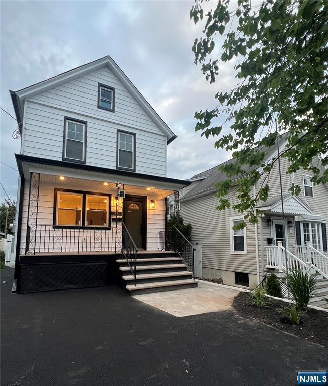 Property Photo:  111 Autumn Street  NJ 07644 