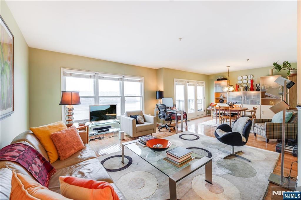Property Photo: 252 The Promenade 252 NJ 07020