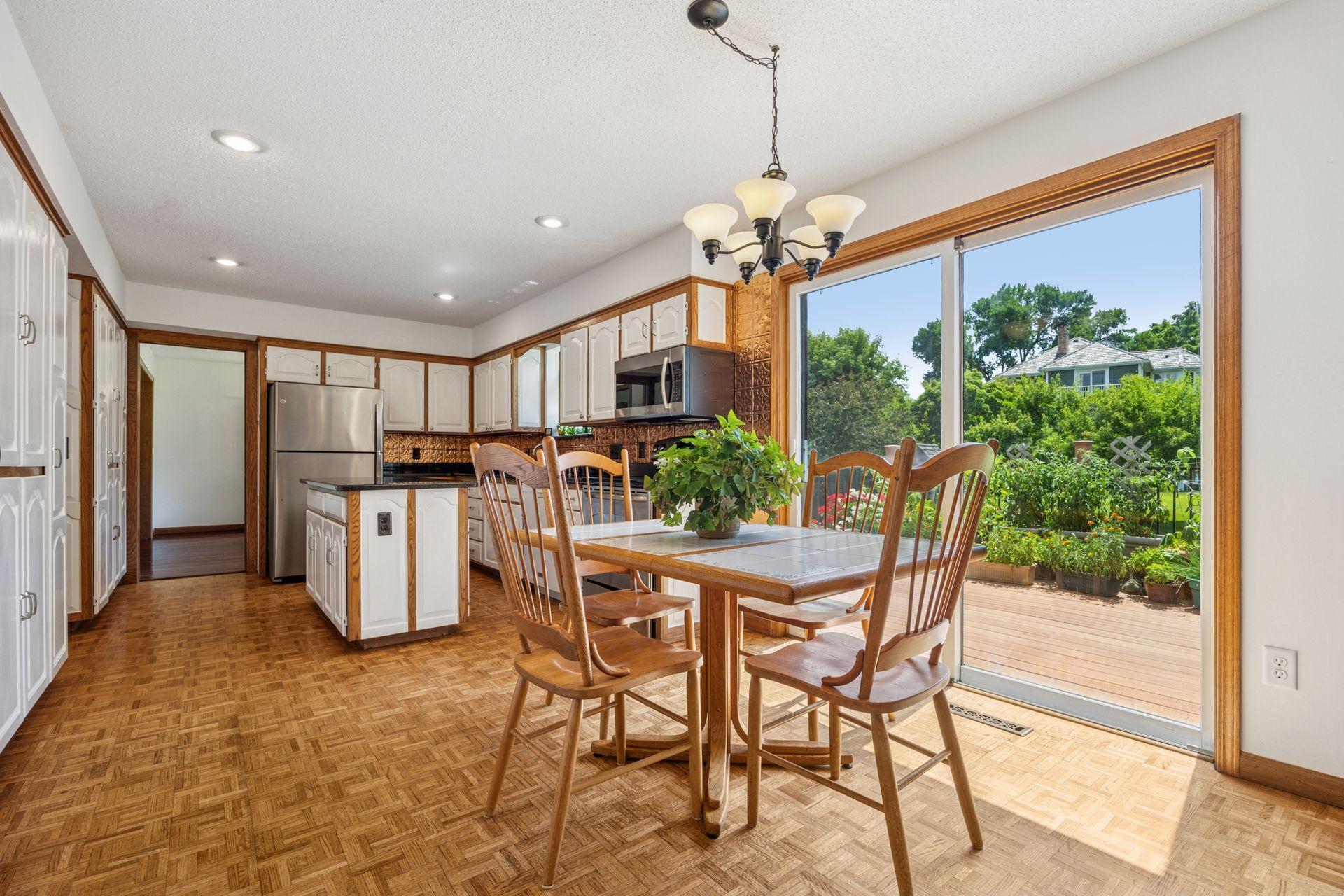 Property Photo:  13525 Oak Hill Court  MN 55346 
