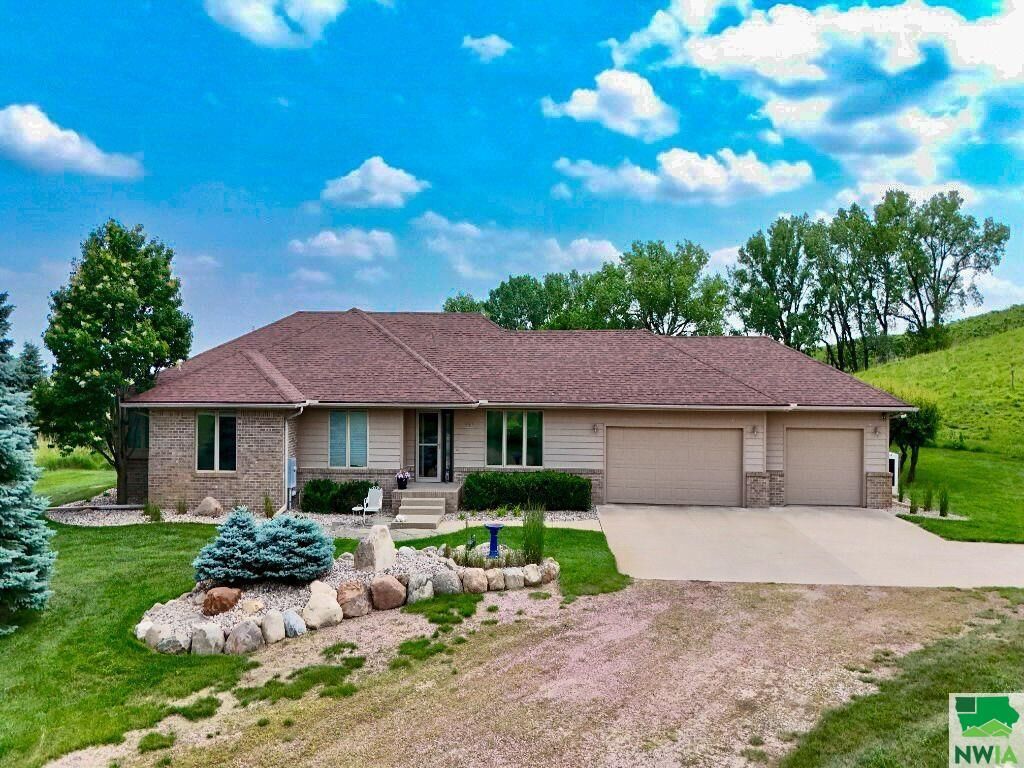 Property Photo:  4707 Buckwalter Drive  IA 51108 