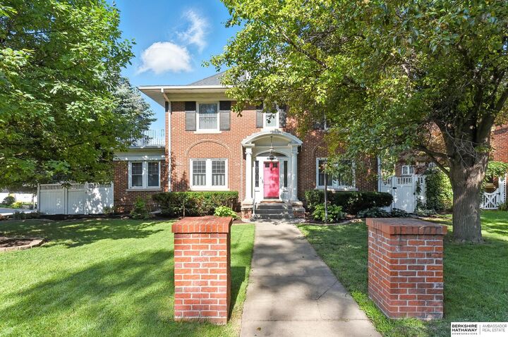 102 N 54th Street  Omaha NE 68132 photo