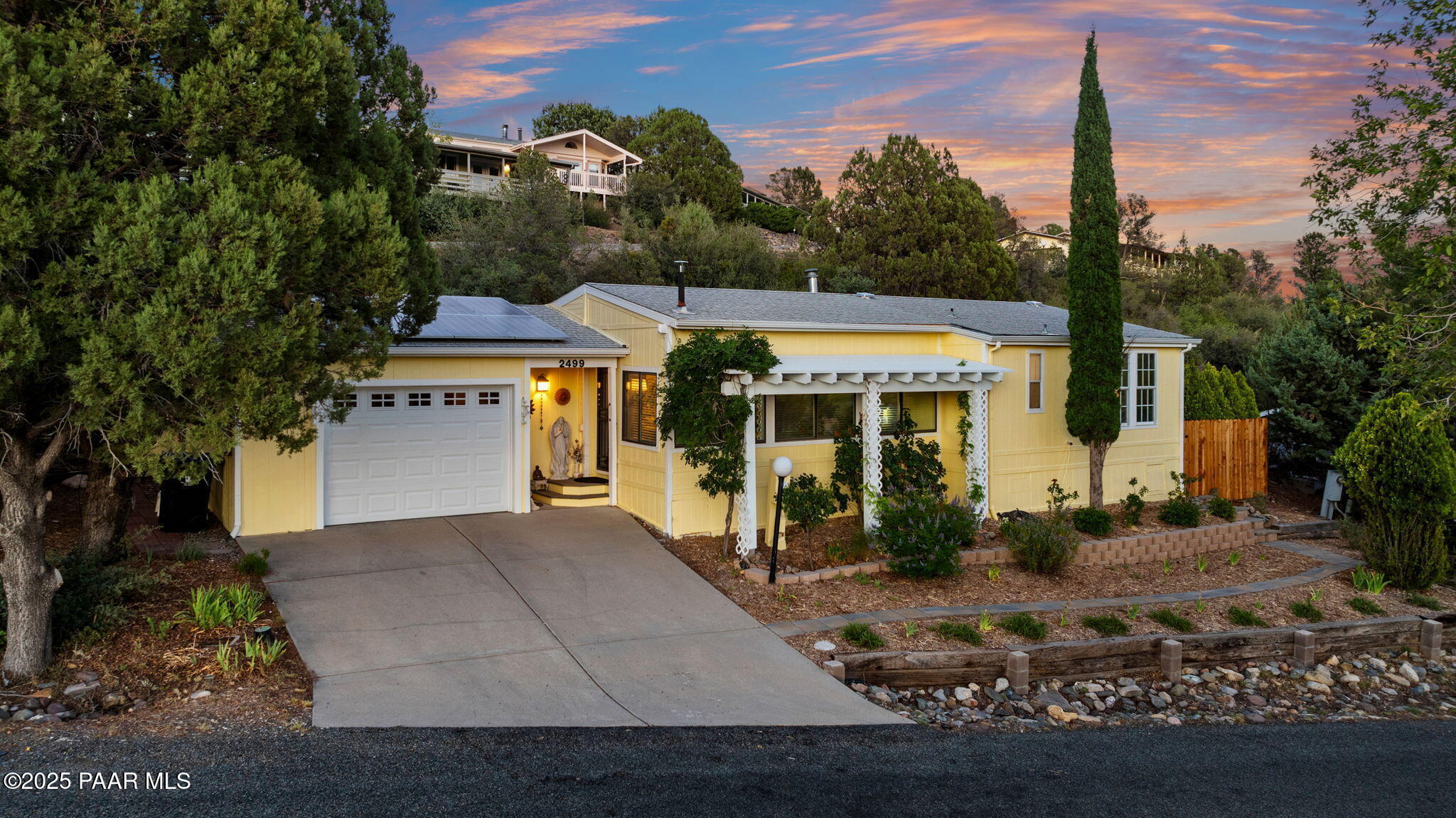 Property Photo: 2499 Hilltop Road AZ 86301