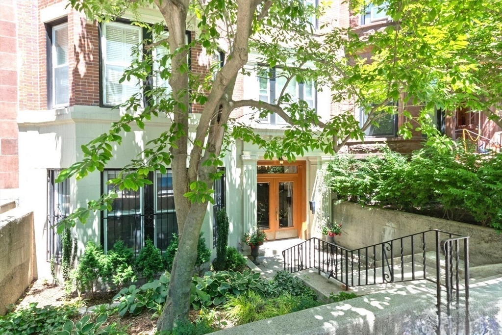 345 Commonwealth Ave 1A  Boston MA 02115 photo