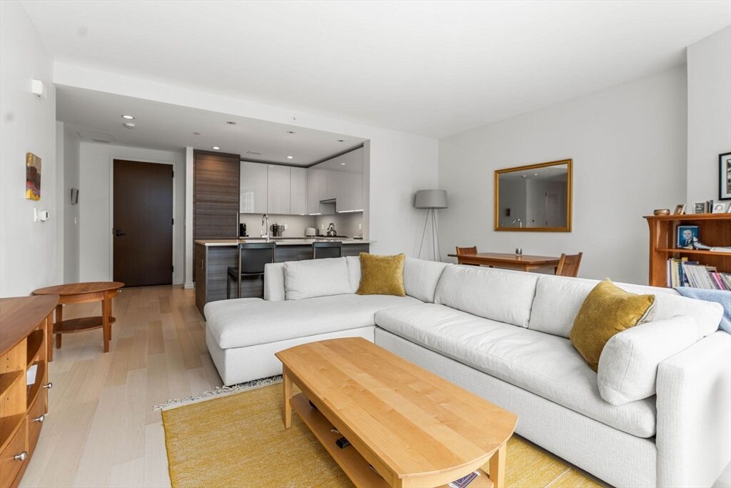 Property Photo: 1 Franklin 2609 MA 02110
