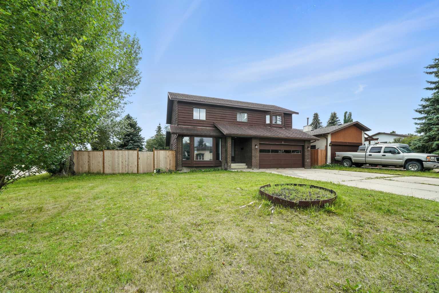 Property Photo: 1 Rollis Street AB T4P 2Y6