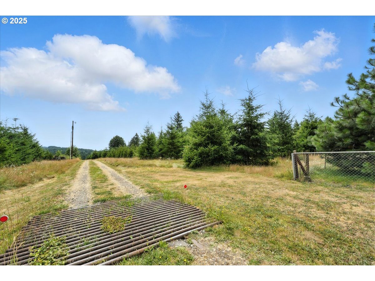 Property Photo: 0 NE 277th Ave WA 98607