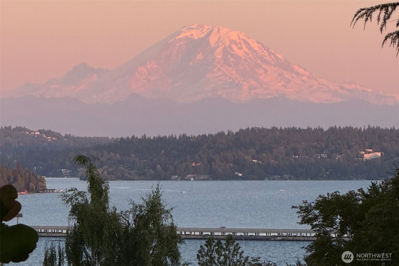 Property Photo: 4315 52nd Avenue NE WA 98105