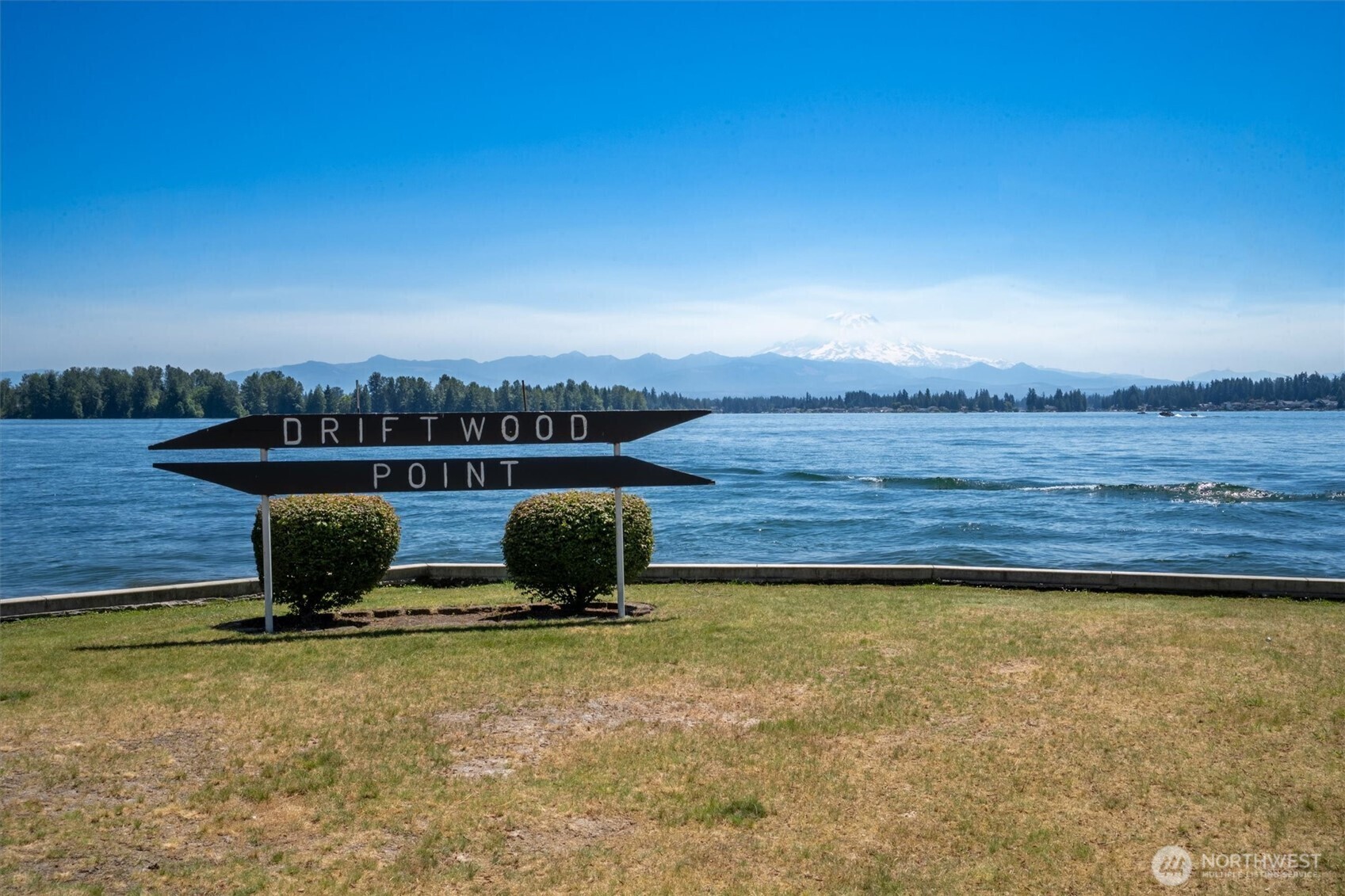 Property Photo:  2417  179th Avenue E  WA 98391 