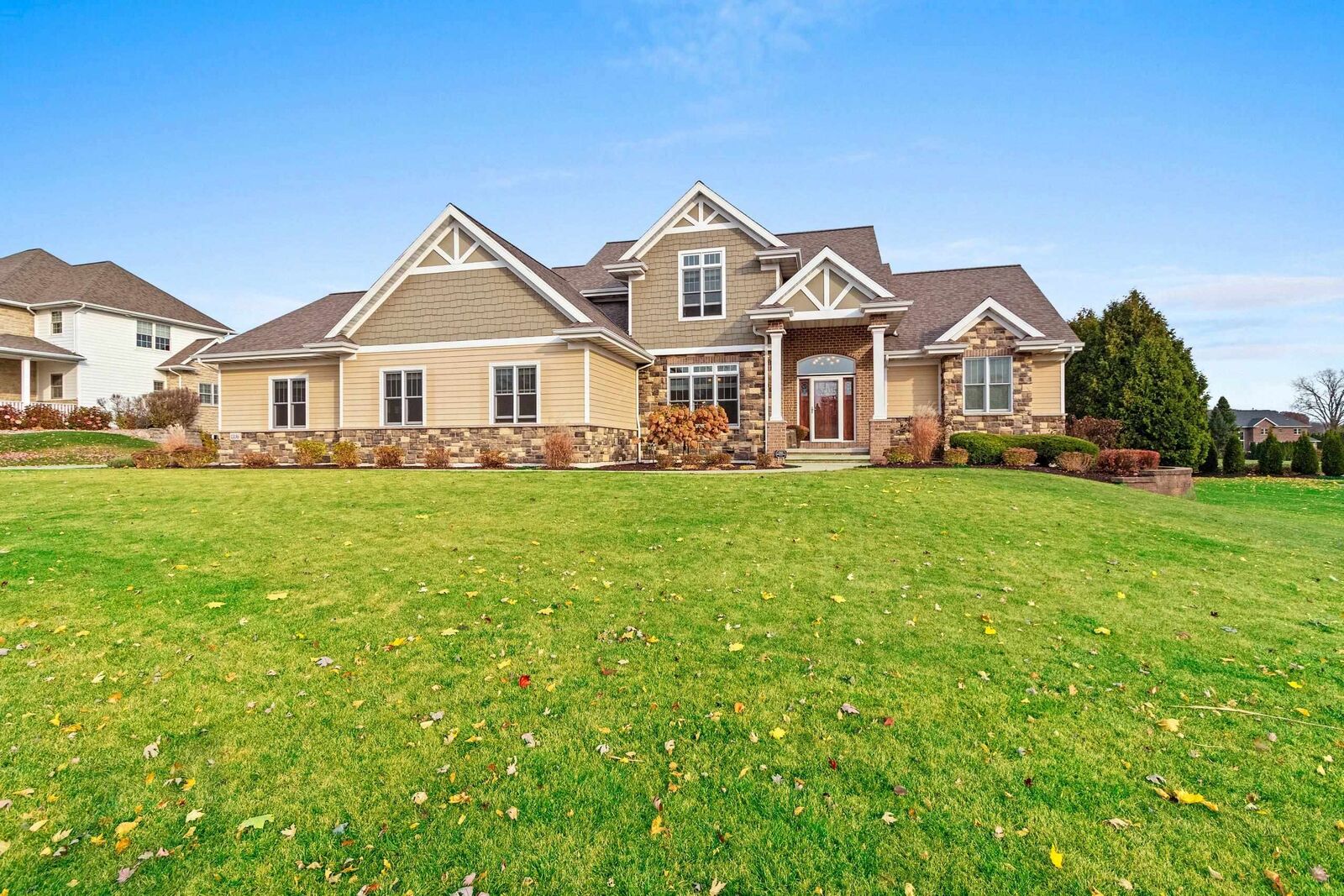 Property Photo: 1336 S Sedona Circle WI 54155
