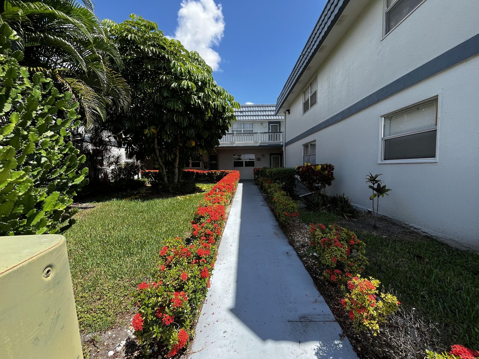 Property Photo:  298 Tuscany F Lane  FL 33446 