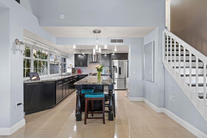 Property Photo: 1202 Copley Court FL 33436