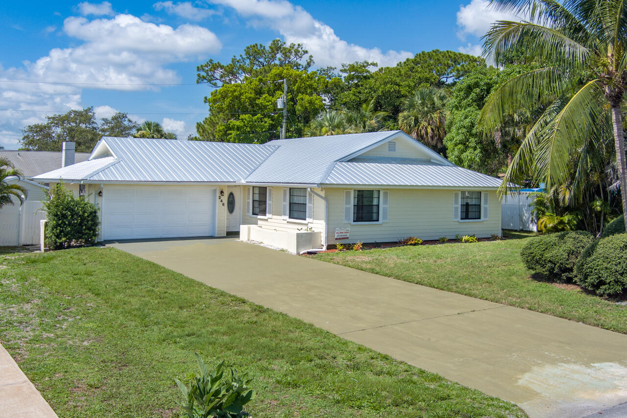 Property Photo: 246 SE Ila Street FL 34994