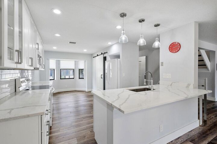 Property Photo:  624 N Deer Creek North Shore Drive N  FL 33442 