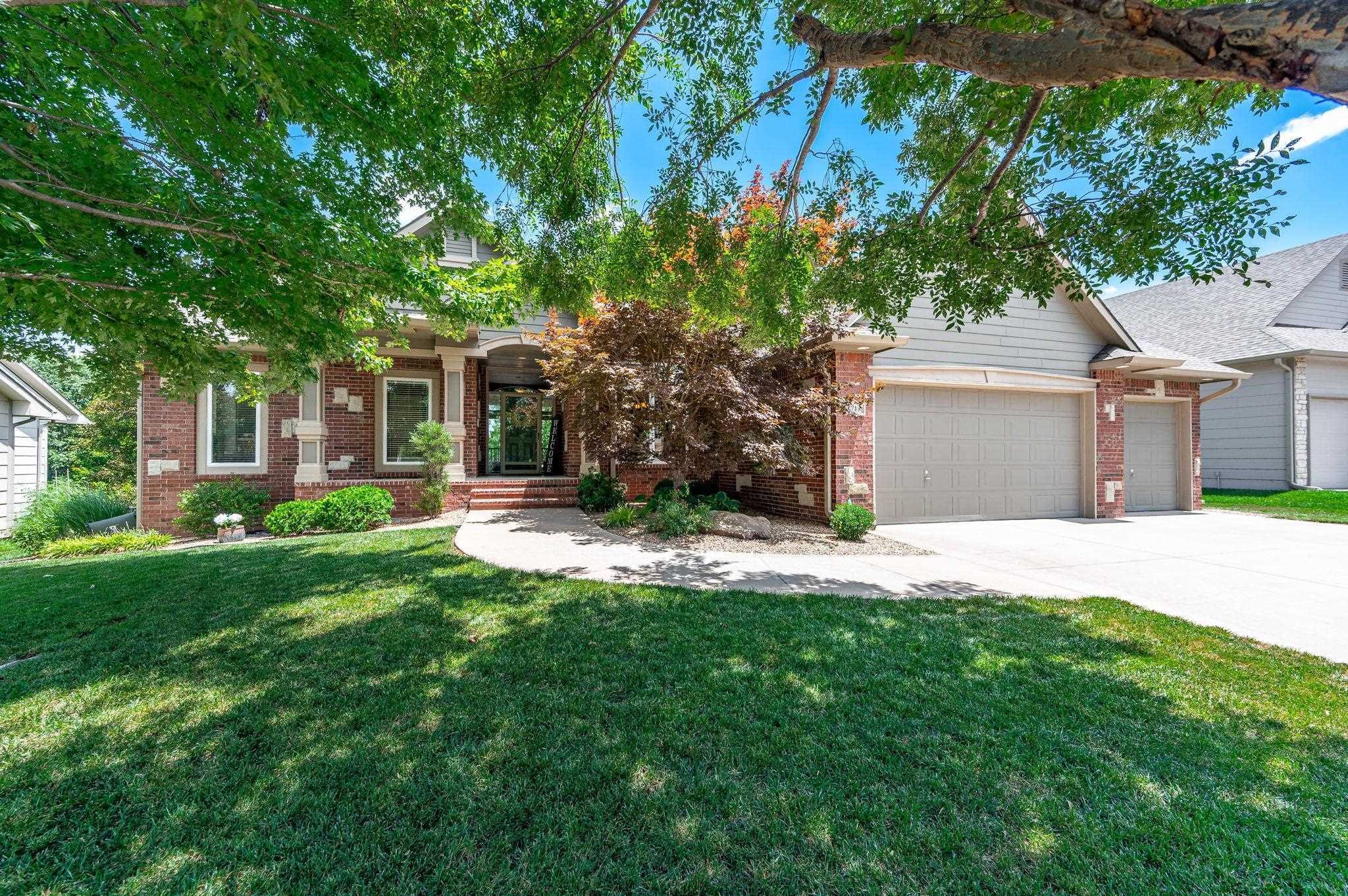 Property Photo:  1718 N Glen Wood St.  KS 67230 
