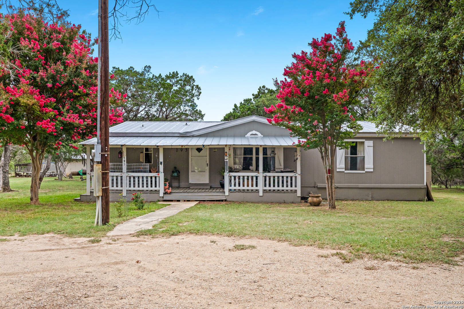 Property Photo: 193 Mills Lane TX 78063