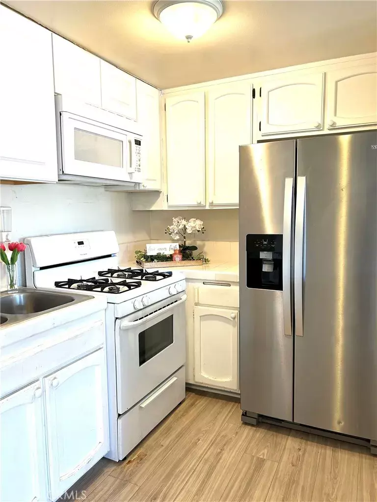 Property Photo:  38710 10th Street East 12  CA 93550 