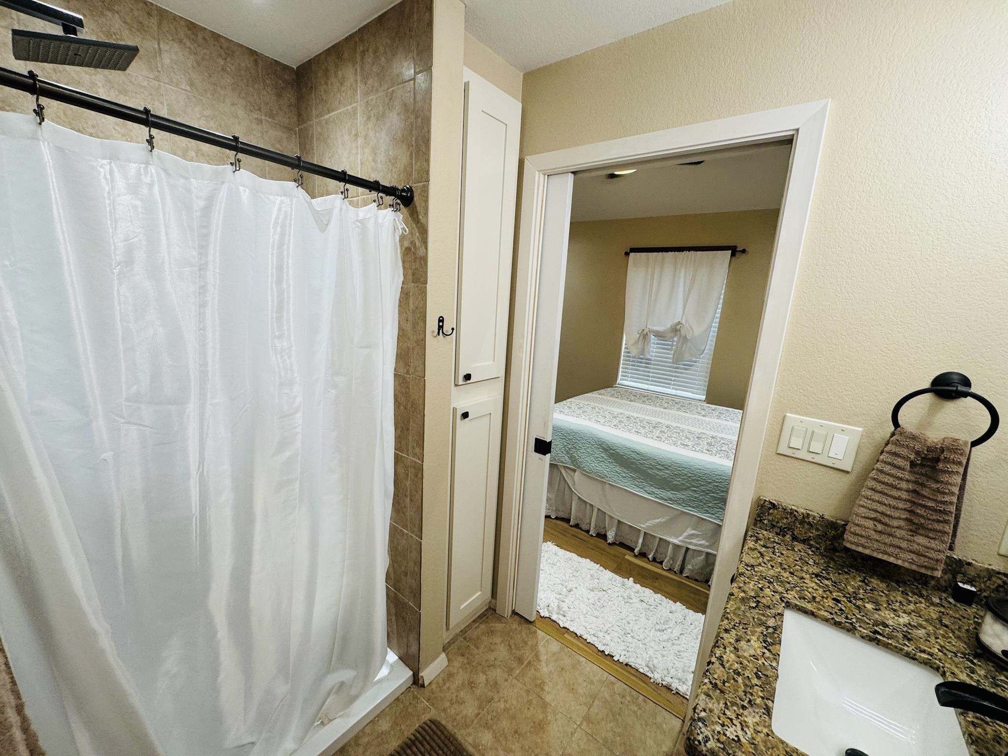 Property Photo: 6605 Johnson Lane TX 77657