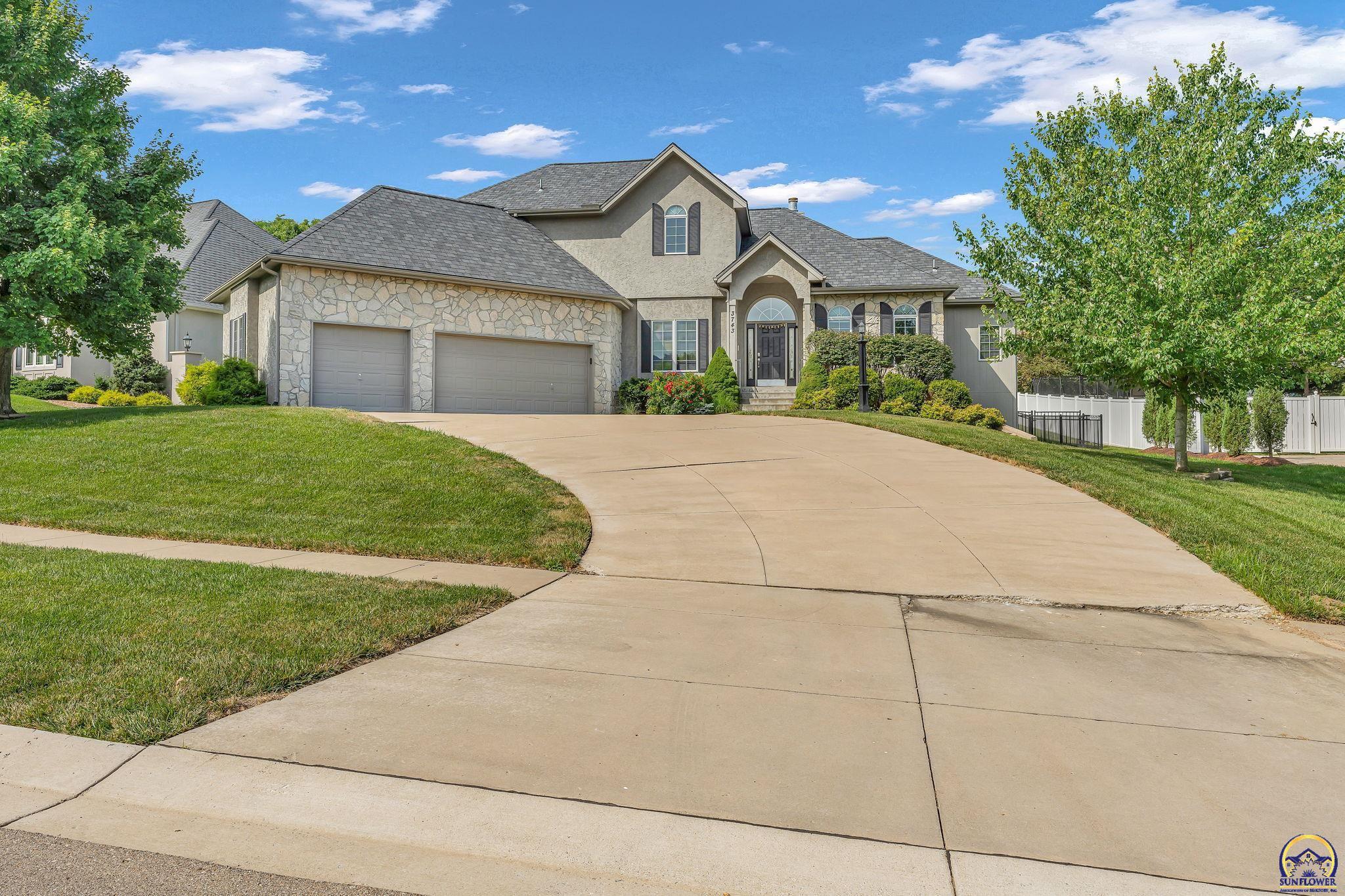3743 SW Clarion Park Dr  Topeka KS 66610 photo