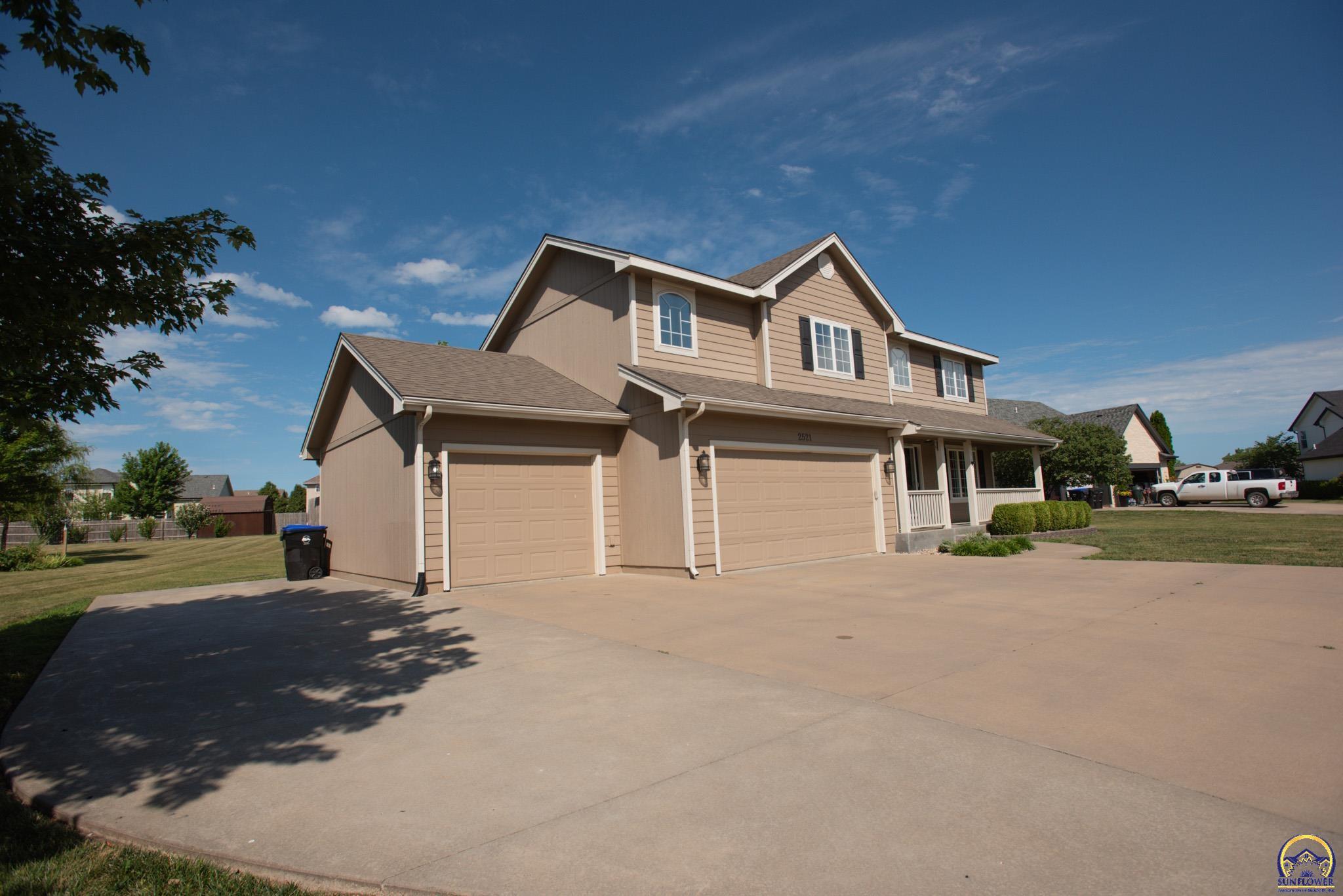 Property Photo: 2521 SW Windermere Ct KS 66614