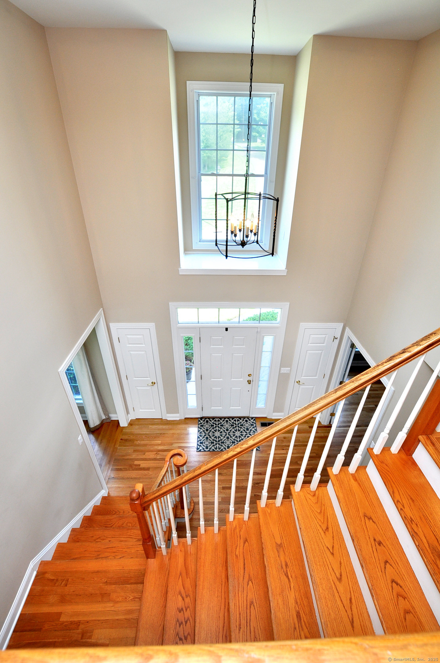 Property Photo:  32 Arlington Drive  CT 06001 