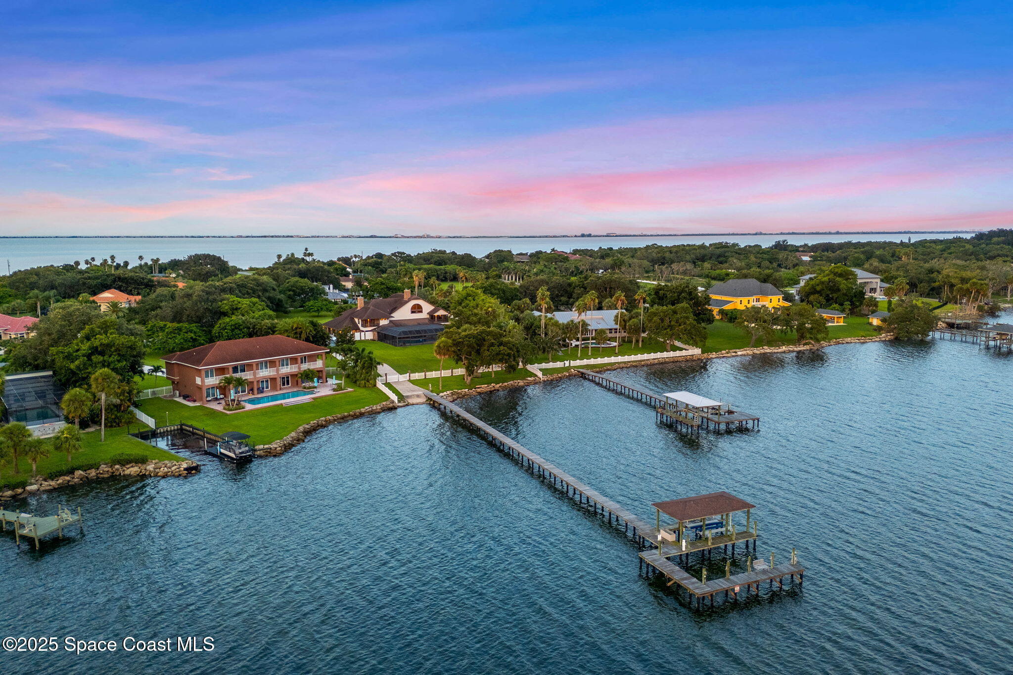 Property Photo: 240 Utopia Circle FL 32952