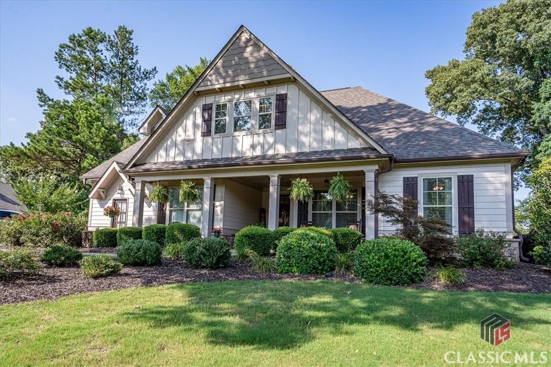 Property Photo:  112 Sterling Lake  GA 30549 