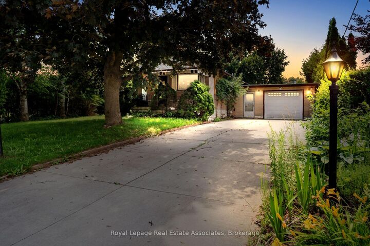 168 Tidey Avenue  Halton Hills ON L7J 1V6 photo