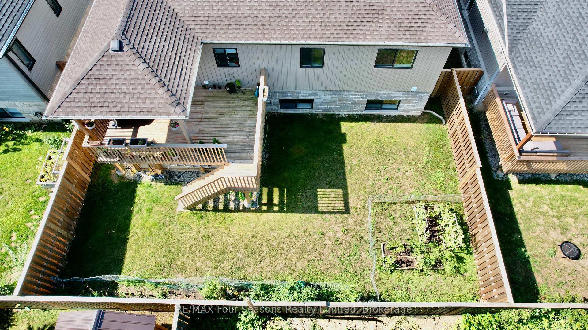 Property Photo: 429 Buckby Lane ON N0H 2C1