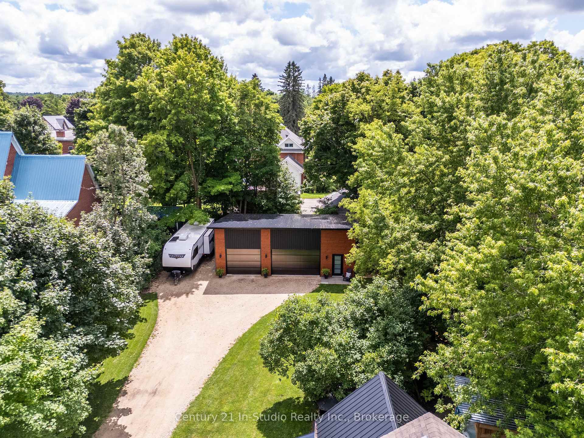 Property Photo: 16 Peter Street ON N0C 1E0