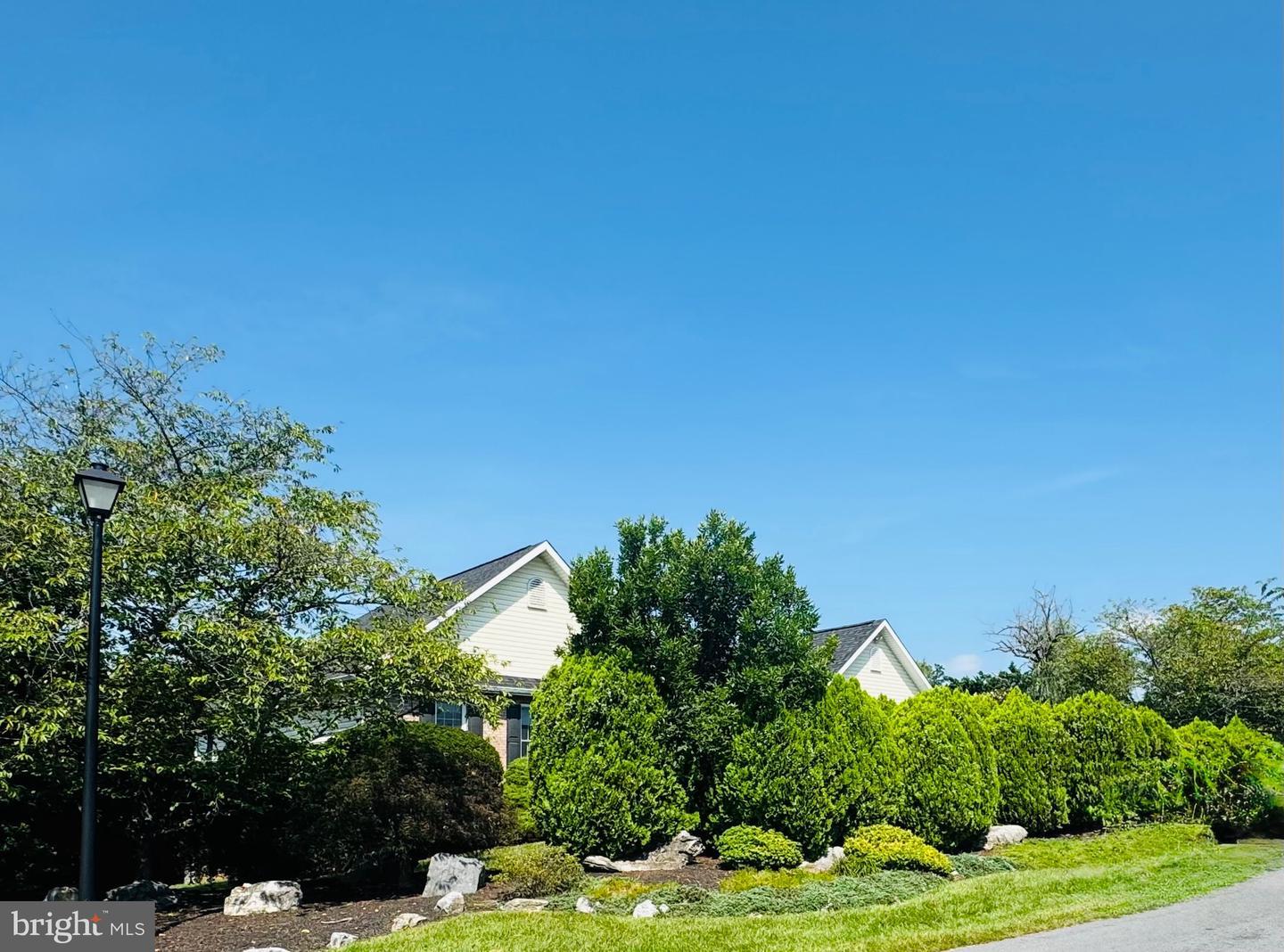 Property Photo: 681 Turnberry Drive WV 25414