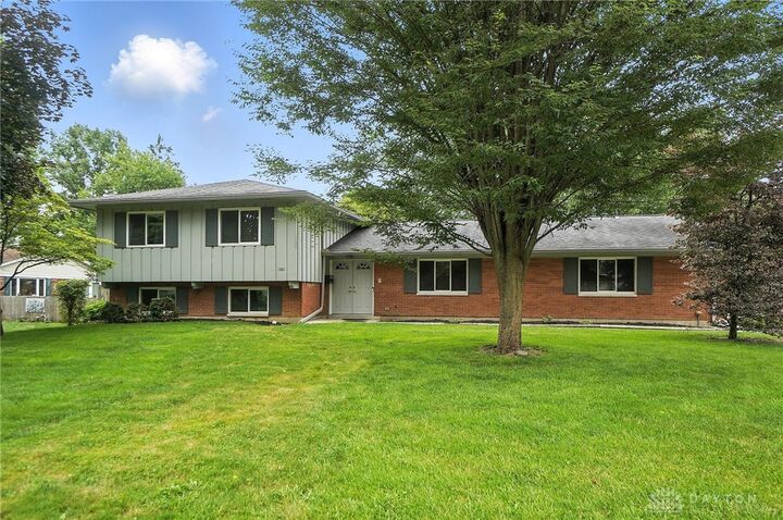 Property Photo:  1360 Fenway Court  OH 45458 
