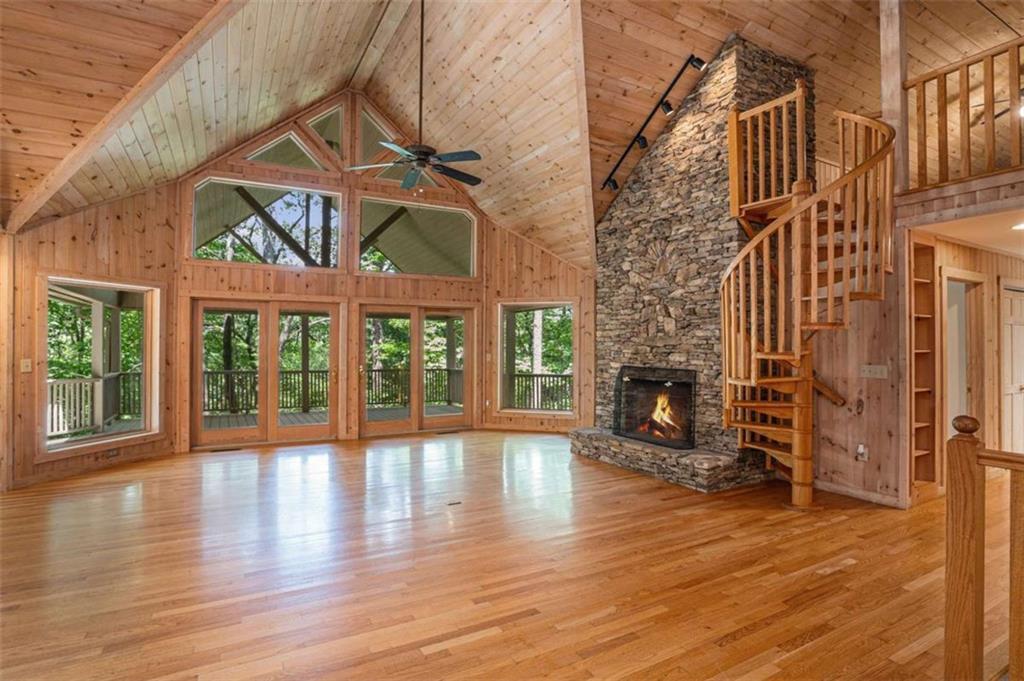 Property Photo: 120 Dogwood Terrace GA 30536