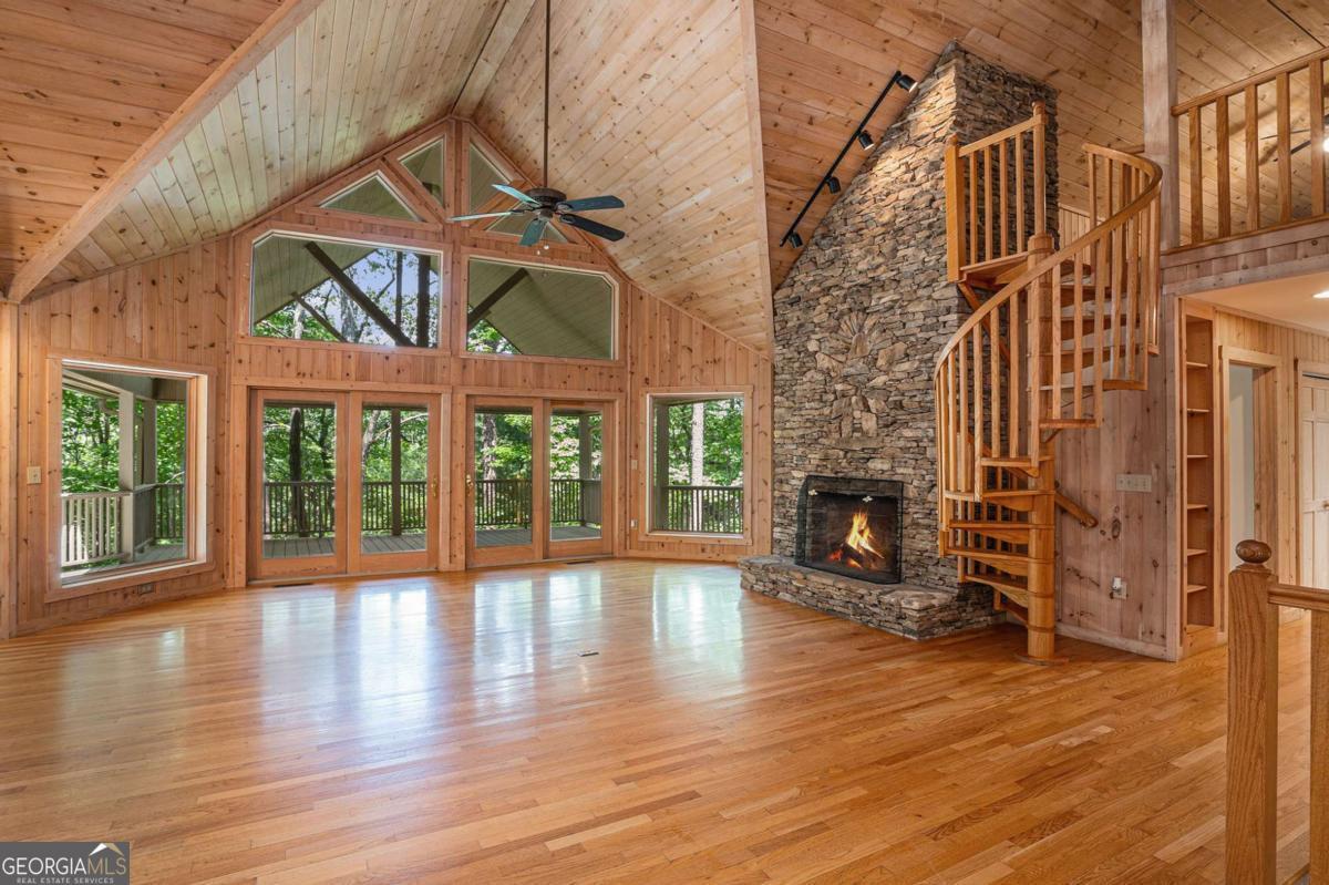Property Photo: 120 Dogwood Terrace GA 30536