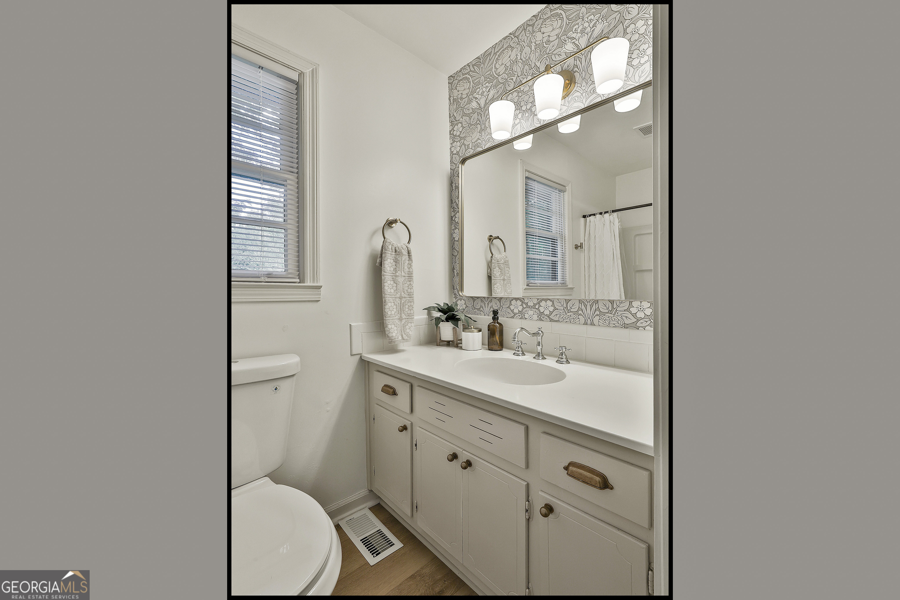 Property Photo: 1408 Burnt Hickory Road GA 30134