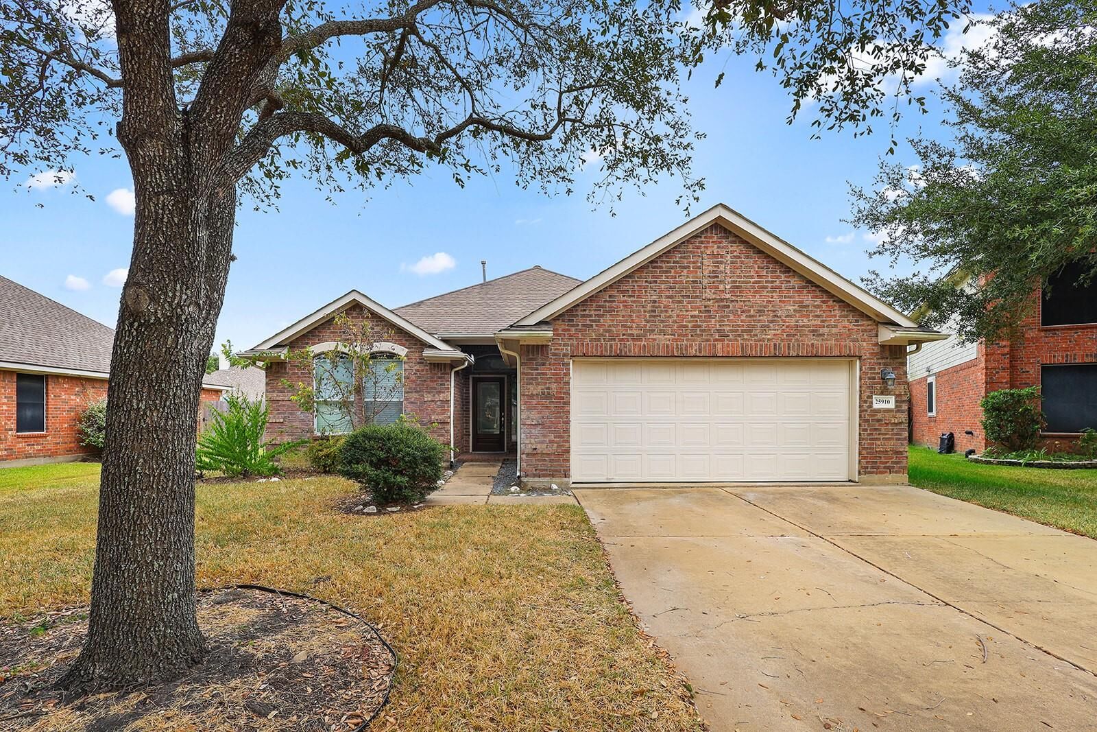 Property Photo:  25910 N Lakefair Drive  TX 77406
