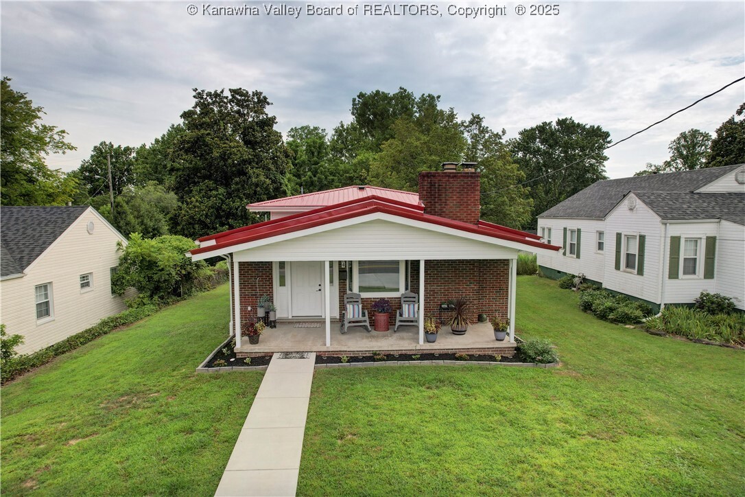 Property Photo: 1204 Highland Drive WV 25177