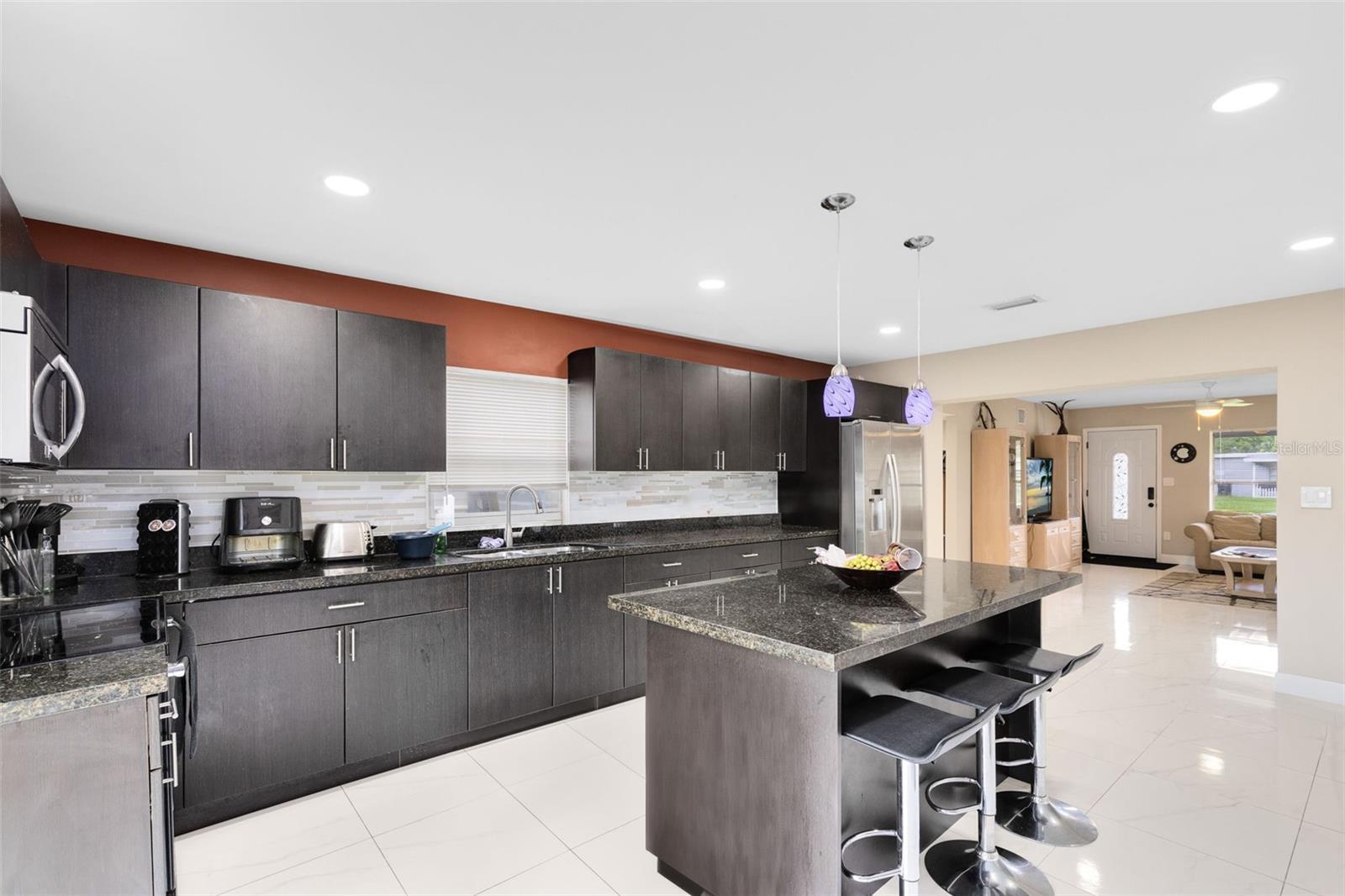 Property Photo: 4521 Lawne Court FL 32808