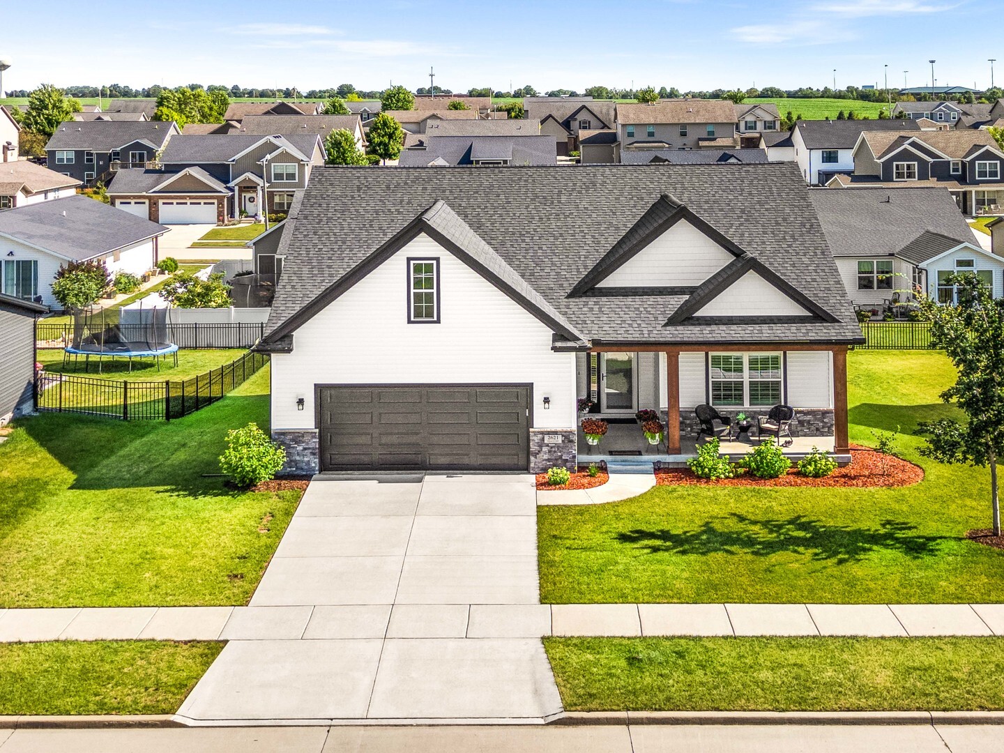 Property Photo: 2621 Shale Road IL 61761