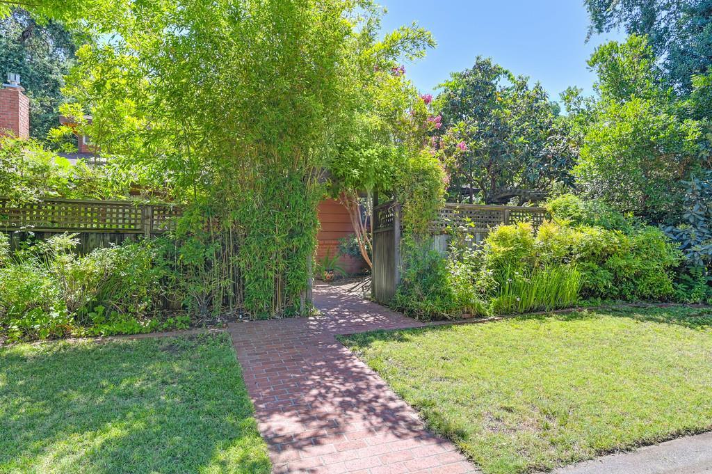 Property Photo: 27413 Meadowbrook Drive CA 95618