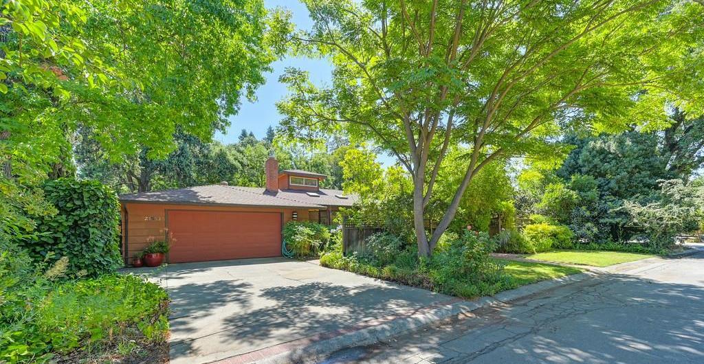 Property Photo:  27413 Meadowbrook Drive  CA 95618 