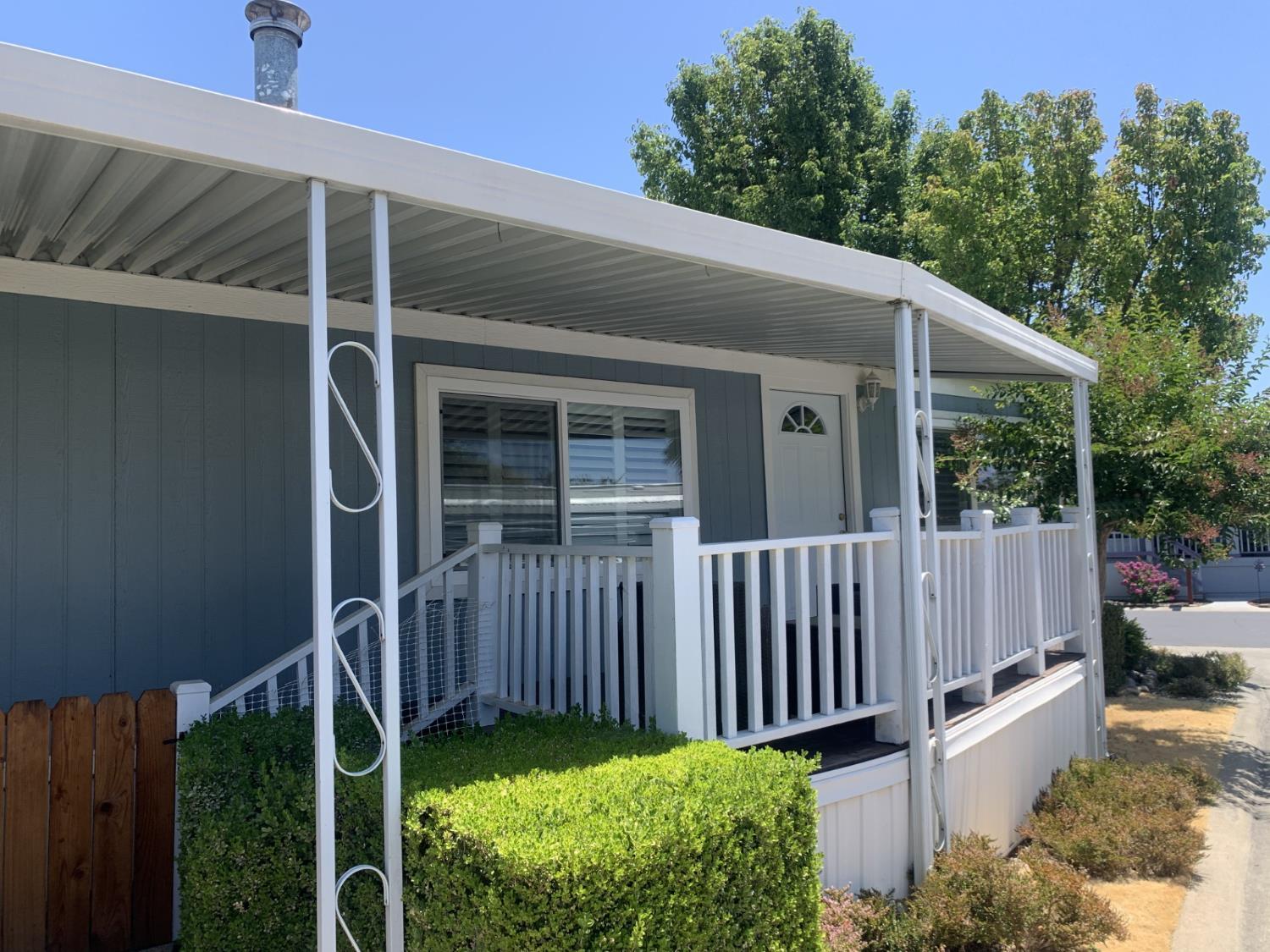 Property Photo: 4901 Gardendell Road CA 95834