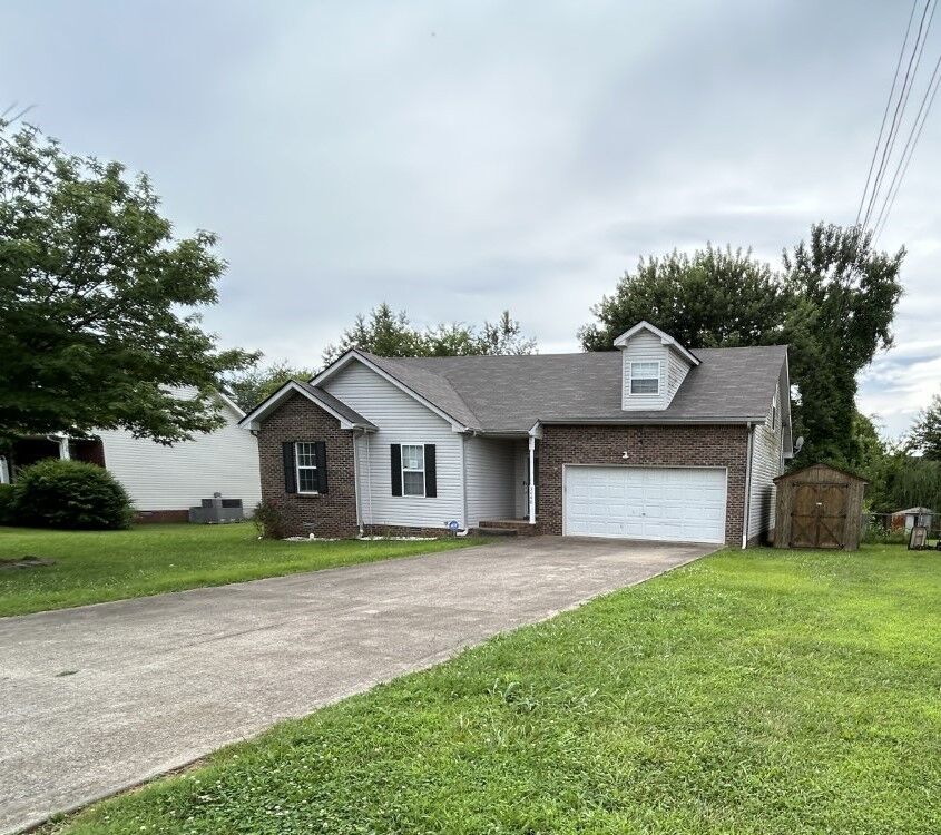 Property Photo: 3448 Loon Dr TN 37042
