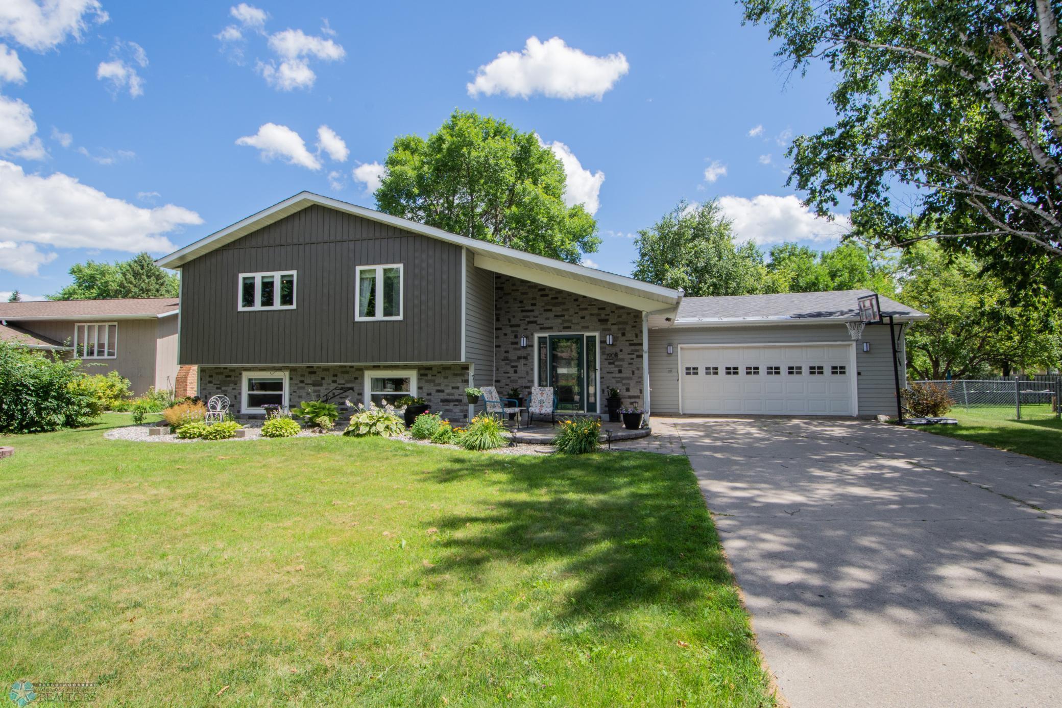 1908 23rd Street S  Fargo ND 58103 photo