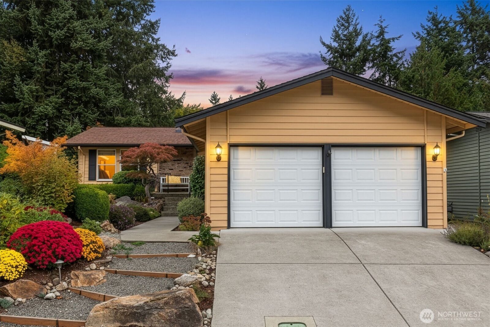 Property Photo:  24812  12th Avenue S  WA 98198 